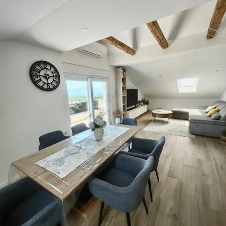 Apartman View